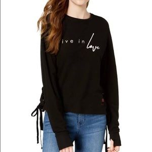 Peace Love World | Crop Top